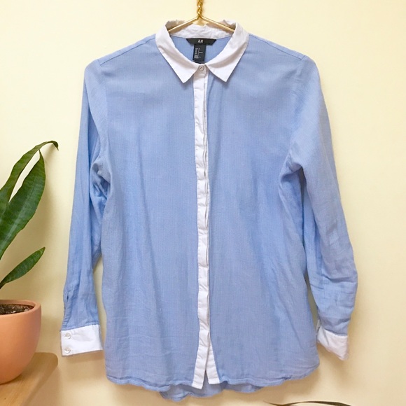 H&M • button-up - Picture 2 of 4